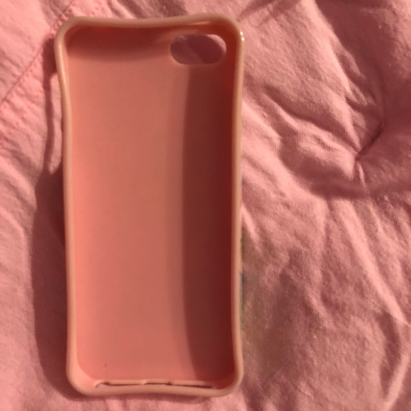 Lilly Pulitzer phone case - Picture 2 of 2